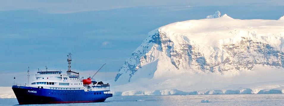 Viajes al Ártico: crucero de lujo por las Islas Svalbard desde Barcelona con Señores Pasajeros