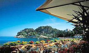 Crucero por Italia, Sicilia y Grecia. Día 4: Taormina, Sicilia. Italia. Veleros para viajes por el Mediterráneo.