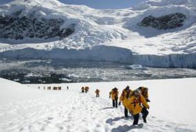 su próximo destino es la Antártida! Puede asistir a los seminarios que realizarán los equipos de expedición a bordo